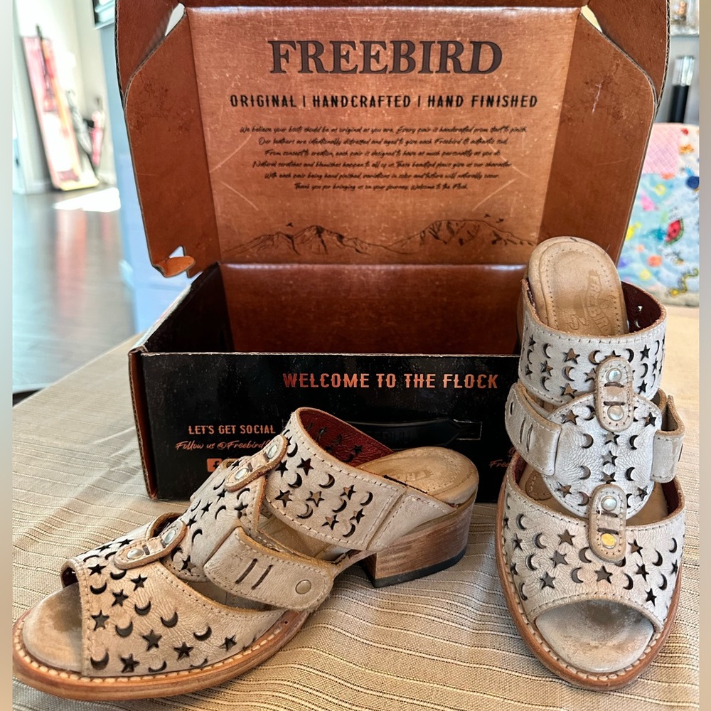 Freebird moon stars sandals sz 7 NEW